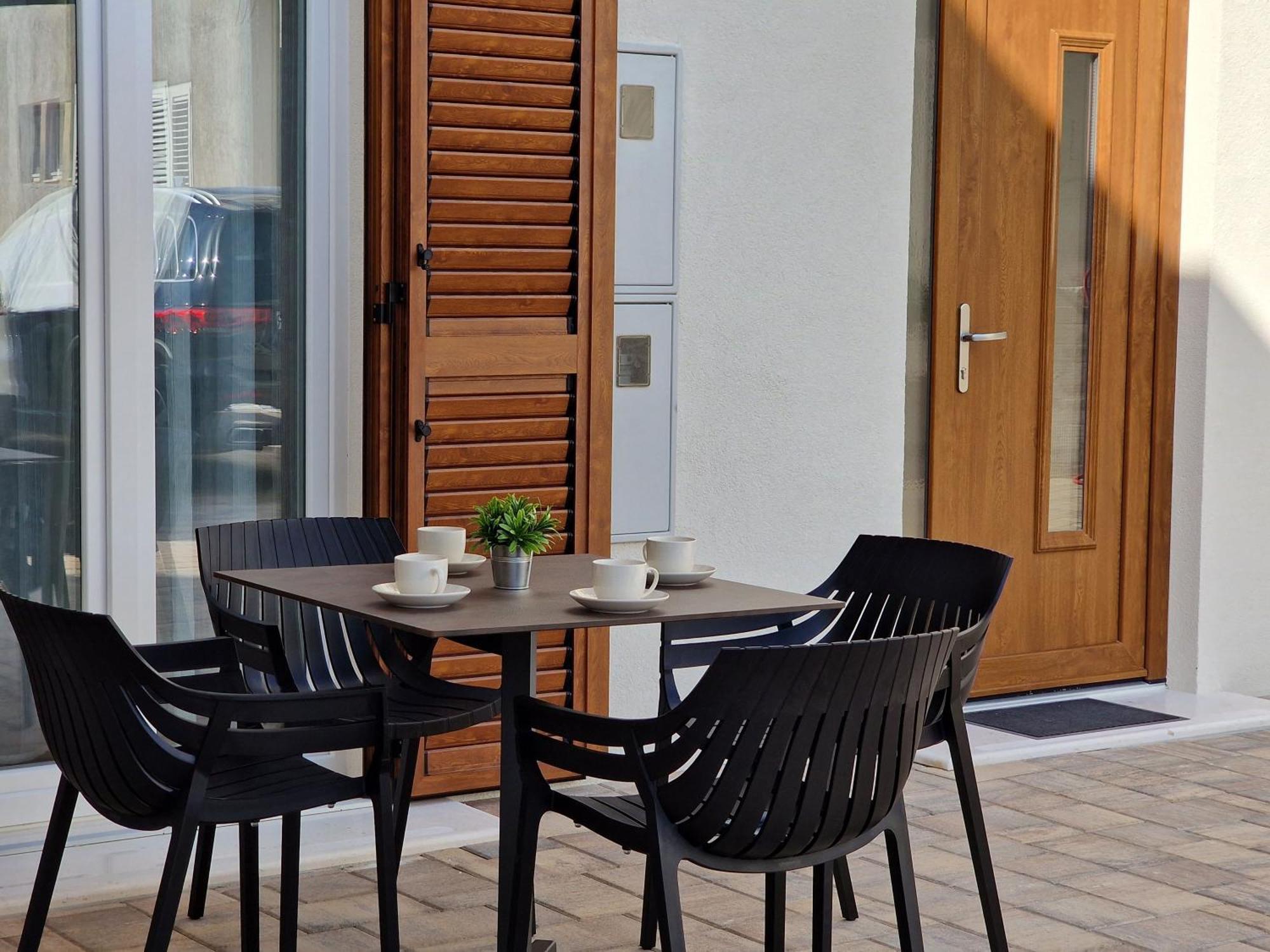 Apartments Miamare Primosten Exterior photo